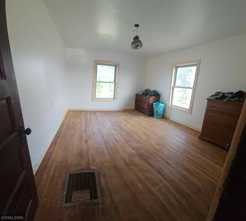 Bedroom - 9807 85th Ave, Milaca, MN 56353 photo 1 of 3