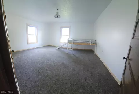 Bedroom - 9807 85th Ave, Milaca, MN 56353 photo 3 of 3