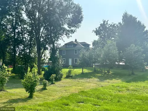 Exterior - 9807 85th Ave, Milaca, MN 56353 photo 1 of 8