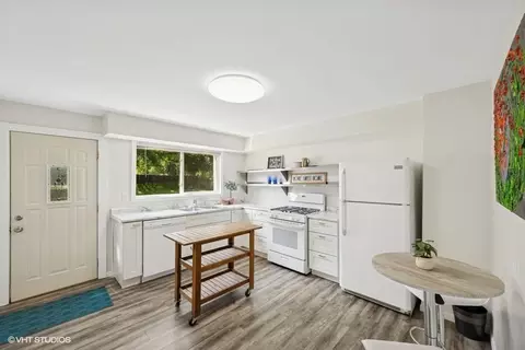 90 Arion St W, West Saint Paul, MN 55118