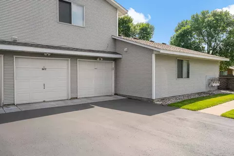 8472 S Pond Trl, Champlin, MN 55316 photo 12