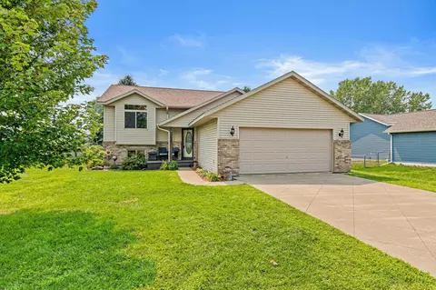 1630 Amsterdam St, Baldwin, WI 54002