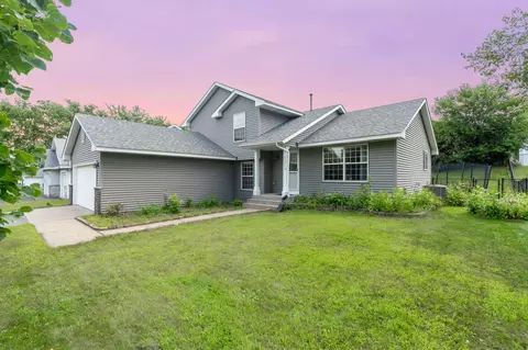 7217 Joliet Ave S, Cottage Grove, MN 55016