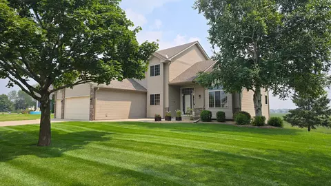 13824 Bluewing Dr, Rogers, MN 55374