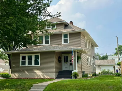 2115 Eleanor Ave, Saint Paul, MN 55116