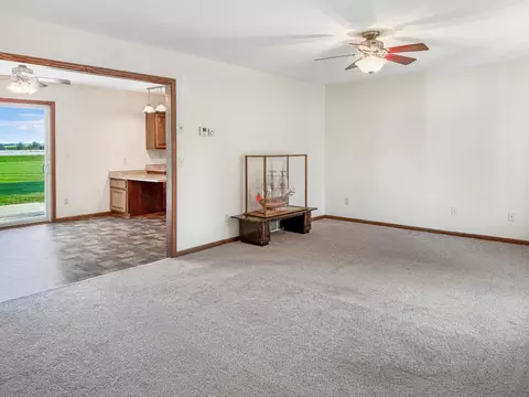 Living - 1132 David Dr, Marshall, MN 56258 photo 3 of 5