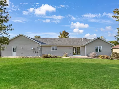 Exterior - 1132 David Dr, Marshall, MN 56258 photo 5 of 6