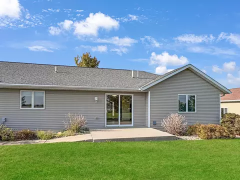 Exterior - 1132 David Dr, Marshall, MN 56258 photo 6 of 6
