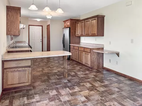 Kitchen - 1132 David Dr, Marshall, MN 56258 photo 2 of 5