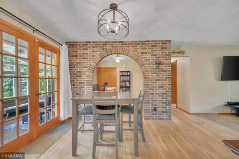 Dining - 2102 Jade Ln, Eagan, MN 55122 photo 5 of 8