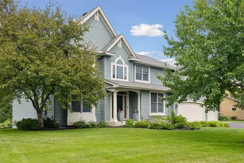 820 Foxberry Farms Rd, Medina, MN 55340