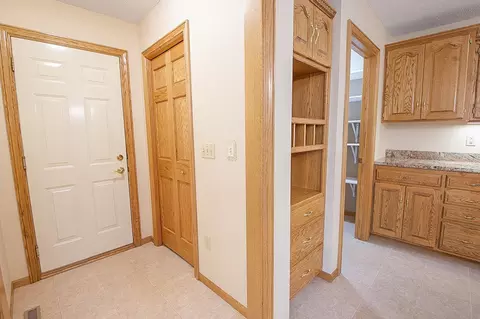 Entry Way - 12114 260th St, Saint Cloud, MN 56301 photo 2 of 2