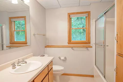 Bath - 12114 260th St, Saint Cloud, MN 56301 photo 4 of 4