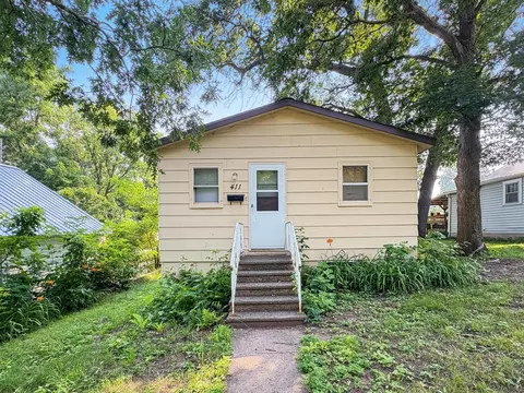 411 Poplar St, Spooner, WI 54801