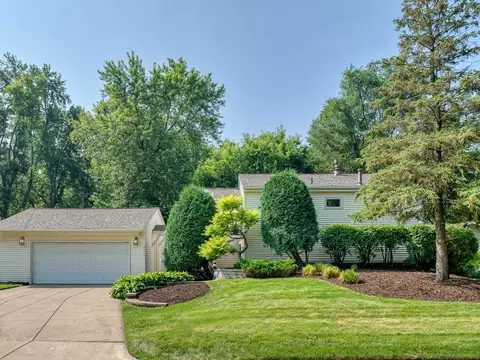 3915 W 42nd St, Edina, MN 55416