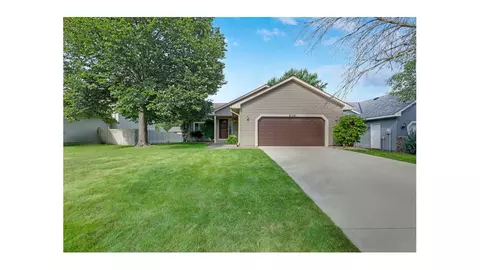 8148 Jewel Ave S, Cottage Grove, MN 55016