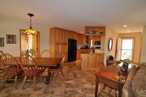 Dining - 4069 Long Beach Dr NW, Hackensack, MN 56452 photo 2 of 3