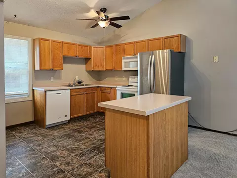 Kitchen - 344 6th Ave S, Fargo, ND 58103 photo 3 of 6