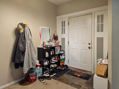 Entry Way - 344 6th Ave S, Fargo, ND 58103 photo 1 of 4