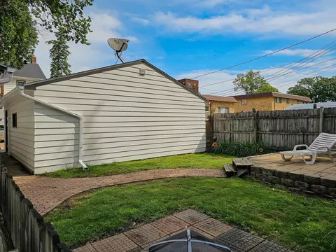 Exterior - 344 6th Ave S, Fargo, ND 58103 photo 14 of 14