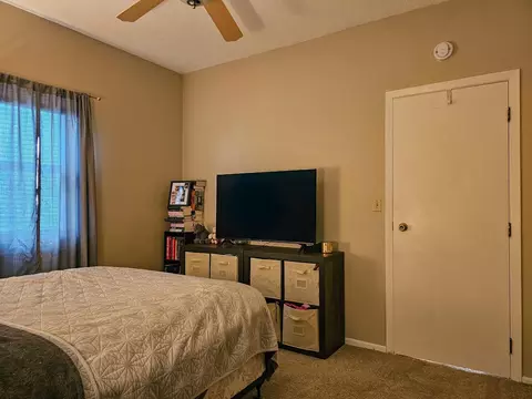 Bedroom - 344 6th Ave S, Fargo, ND 58103 photo 2 of 5