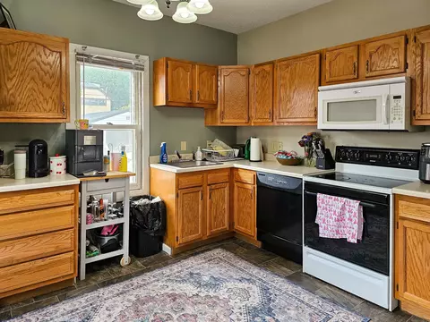 Kitchen - 344 6th Ave S, Fargo, ND 58103 photo 2 of 6