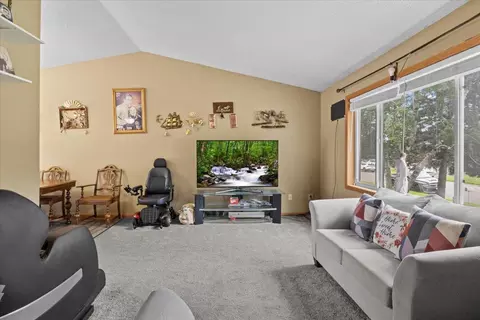 324 38th Ave N, Saint Cloud, MN 56303 photo 5