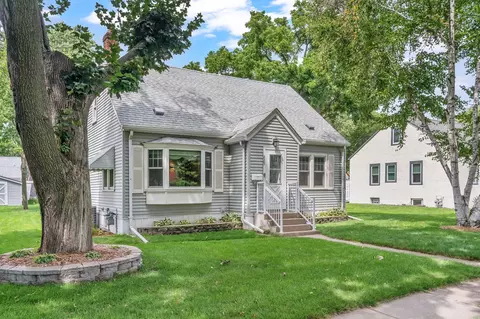 225 4th Ave NE, Osseo, MN 55369