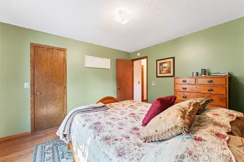 Bedroom - 7715 118th Ave N, Champlin, MN 55316 photo 4 of 7
