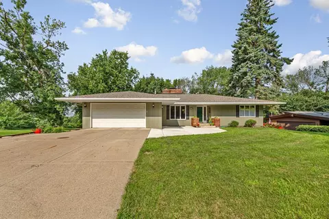 1010 11th Ave NE, Faribault, MN 55021 photo 3