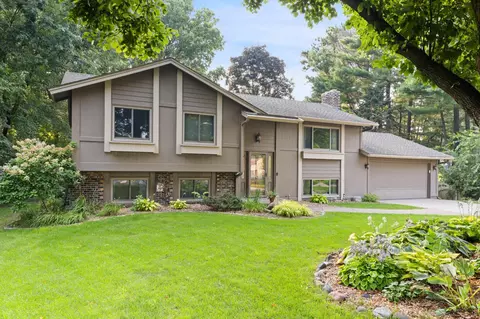 1696 Walnut Ct, Eagan, MN 55122 photo 8