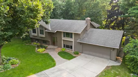 1696 Walnut Ct, Eagan, MN 55122