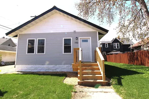 193 Griggs St N, Saint Paul, MN 55104