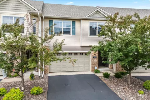 3123 Legacy Ln, Woodbury, MN 55129