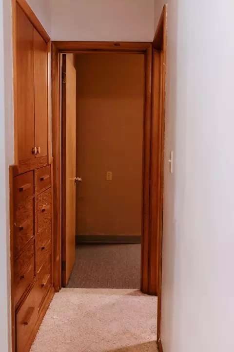 Entry Way - 209 Oregon Ave, Morris, MN 56267 photo 2 of 2