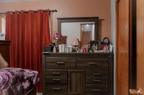 Bedroom - 209 Oregon Ave, Morris, MN 56267 photo 2 of 5