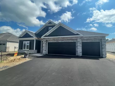 15523 Goodview Ave N, Hugo, MN 55038