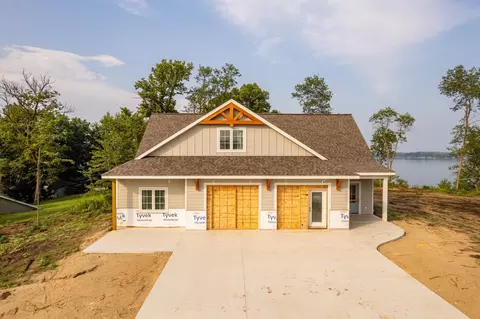 6185 Bedman Dr NW, Alexandria, MN 56308