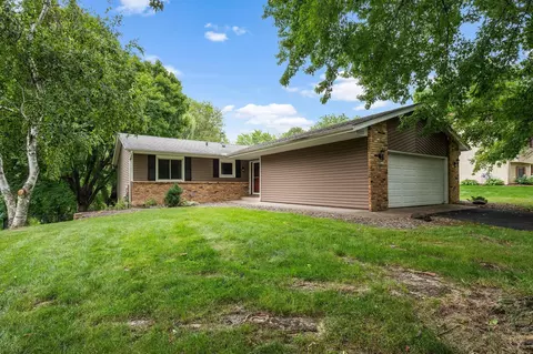 6920 Dallas Ln N, Maple Grove, MN 55311