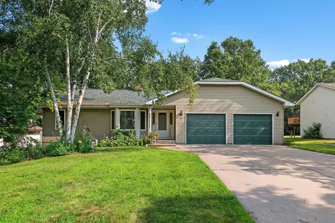 88 Glenwood Ave, Big Lake, MN 55309