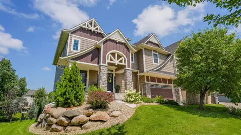 1295 Whistler Point Rd, Woodbury, MN 55129