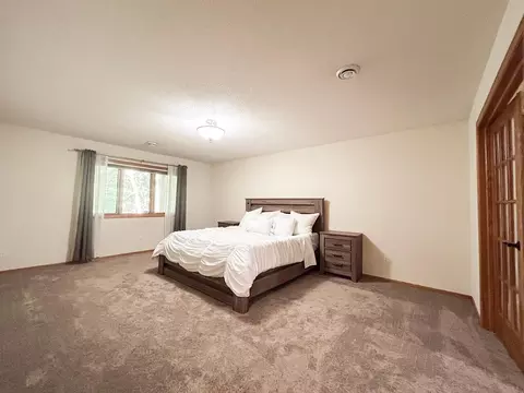 Bedroom - 3408 Eagan Oaks Ct, Eagan, MN 55123 photo 3 of 4