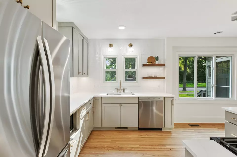Kitchen - 2930 Salem Ave, Saint Louis Park, MN 55416 photo 3 of 5