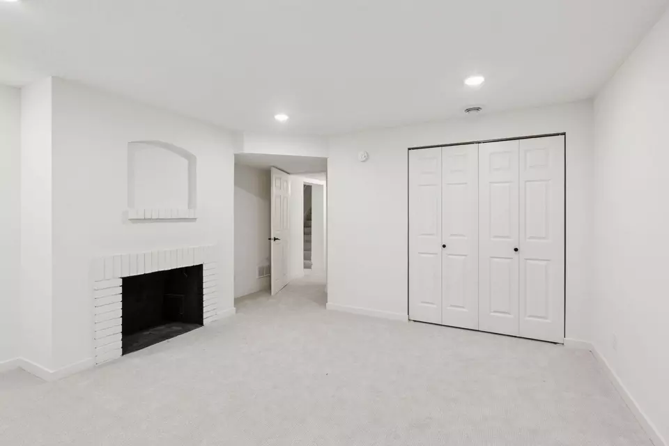 Bedroom - 2930 Salem Ave, Saint Louis Park, MN 55416 photo 4 of 4