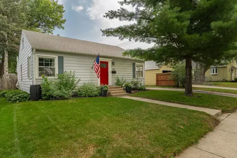 721 15th St NE, Rochester, MN 55906