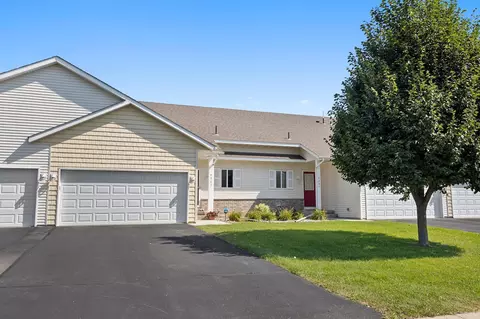 4223 Rymark Ct, Shakopee, MN 55379