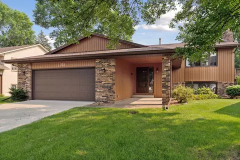 1158 Borealis Ln NE, Columbia Heights, MN 55421