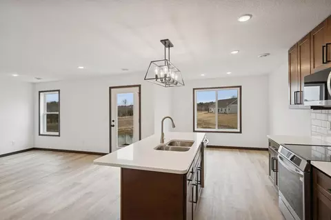 18059 Walnut Cir, Big Lake, MN 55309