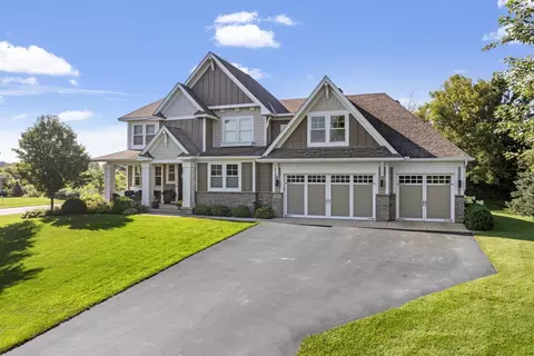 8055 Covered Bridge Rd, Prior Lake, MN 55372