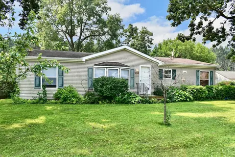 105 Wisconsin Ave, Cochrane, WI 54622